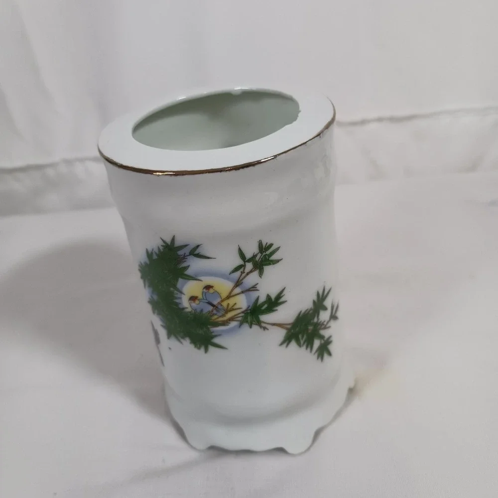 Unbranded Porcelain Vase Unisex OS White Fair Vintage Bamboo Bird Gold Rim